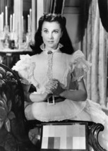 Vivien Leigh in white dress hands clasped Gone With The Wind 5x7 inch real photo - £5.49 GBP