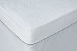 White Plain Weave Fitted Sheet 210 Threads And Wrinkle Free - £38.35 GBP