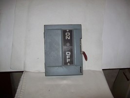 General Electric GE Enclosed Safety Switch 266211-A TG4321 30A 240V AC 7.5 HP - £23.57 GBP