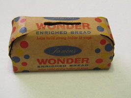 Wonder Bread Famous Cardboard Bank - $279.59 MXN