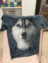 Husky The Mountain Shirt Size S - $19.80