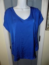 Apt. 9 Blue Short Sleeve V-Neck Blouse Size M Women&#39;s EUC - £14.23 GBP