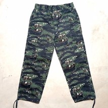 Vintage Camouflage Y2k Cargo Baggy Loose Fit Wide Leg Street Pants - Siz... - $29.95