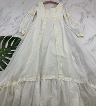 Vintage 70s Peasant Wedding Dress Size s White Cream Lace Crochet Boho Veil - $89.03 CAD