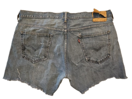 Trashed Levis 569 Jeans Shorts Mens 36 Faded Grunge Blue Denim Cutoffs Cotton - £10.87 GBP