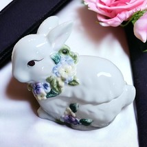 Vintage White Ceramic Art Hand Painted Easter Bunny Rabbit Collectable Knick Kna - £27.63 GBP