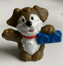 Fisher Price Little People Dog Brown White Holding Blue Block 2 1/4&quot; Fig... - £7.73 GBP