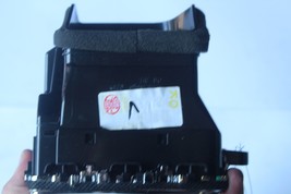 2009-2011 HYUNDAI GENESIS SIDE AIR VENT  C117 image 4