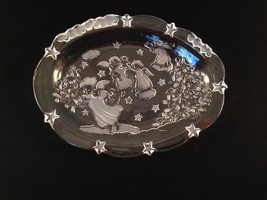 Used Mikasa Holiday Lights Sweet Dish 9&quot; Frosted Glass Angel Christmas Dish - £12.74 GBP