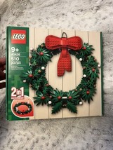 LEGO Seasonal: Christmas Wreath 2-in-1 (40426). Seasonal - $56.09