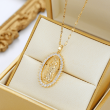 Elegant 18K Gold Virgin Mary Oval Pendant Necklace - £17.14 GBP