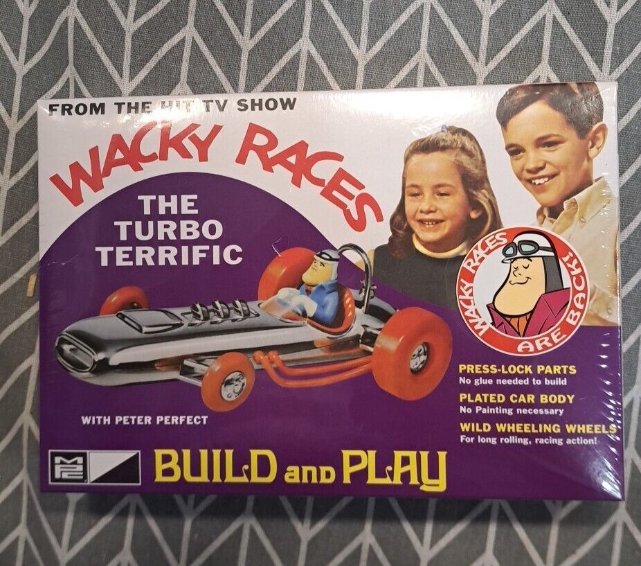 MPC Wacky Races: Turbo Terrific (SNAP) 1:25 Scale, 32 Parts, Model Kit - $24.05