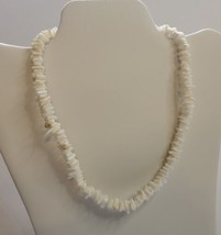 Choker Necklace 70s Style Faux Shell Piece White Beads Fashion Jewelry  - $9.59