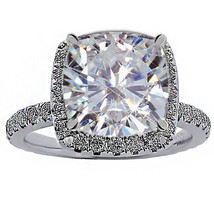 2.30CT Unique VS-F Cushion/ Round &amp; Diamond Halo Engagement Ring 18K WG - £2,215.02 GBP