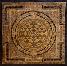 OIL VARNISHED SHRI YANTRA THANGKA PAINTING | MEDITATION WALL HANGING | P... - $2,668.83 MXN OIL VARNISHED SHRI YANTRA THANGKA PAINTING | MEDITATION WALL HANGING | P... - $2,668.83 MXN