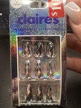 24pc Claire’s Fake False Glue On Silver Metallic Geometric Medium Almond... - $13.51 CAD