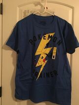 Pokemon Trainer Men&#39;s Lightning T-Shirt Pikachu Graphic Size L 42/44 Blue - $37.28 CAD