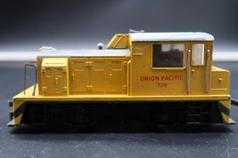 Vtg HO SCALE ATSF Switcher RSO Union Pacific No.720 - $19.99