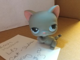 Littlest Pet Shop Paw Up Cat 74  - $4.00