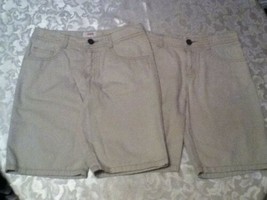 Lot of 2 Circo shorts Size 10/12 uniform khaki Girls - £16.75 GBP
