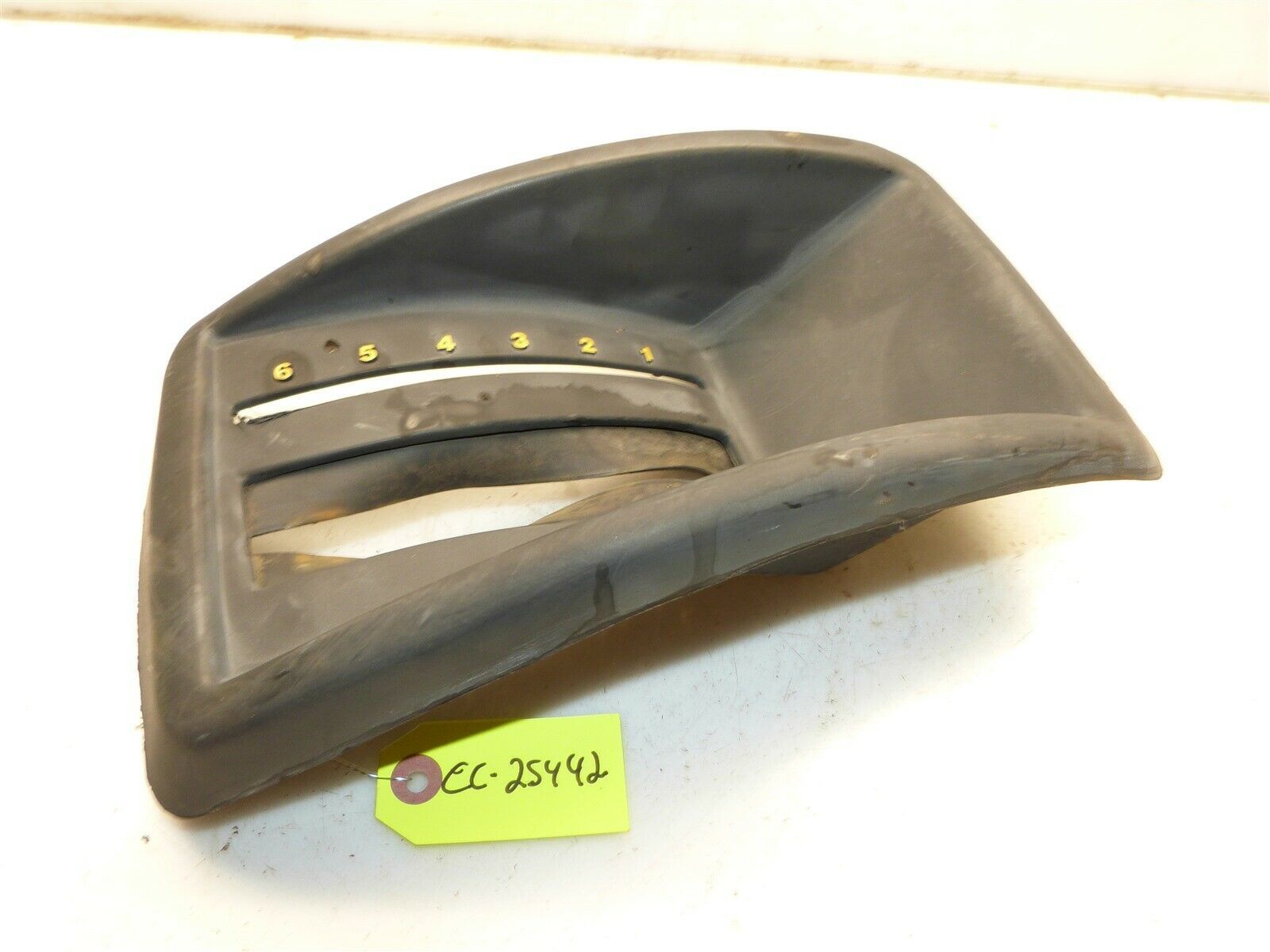 Cub Cadet HDS2165 Tractor Fender Pan Lift Console Everything Else