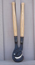 Cattle Dehorner Livestock Farm Tool Horn Cutter James Scully USA - $247.49
