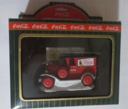 Coca-Cola Town Square Red Delivery Truck 1997 - £8.99 GBP