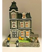 Lenox Halloween Lighted Haunted House Tombstones Pumpkins Scary Well Vintage NEW - $3,220.11 MXN