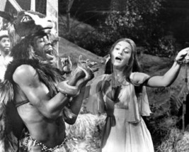 Live and Let Die Michael Ebbin with snake frightens Jane Seymour 8x10 photo - £7.66 GBP
