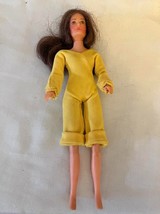 1977 Kelly Garrett Charlie&#39;s Angels Doll By Hasbro Yellow Outfit - £11.39 GBP