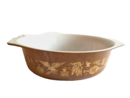 Vintage Pyrex 1.5 Qt. Oval Casserole Dish Brown Early American Eagle 043 - £21.23 GBP