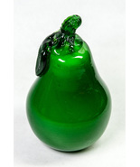 Hand Blown Art Glass Green Pear w Leaf Fruit Paperweight 4.5&quot; Tall Life ... - $10.00