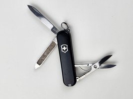 Victorinox Swiss Army Knife Classic Black Pocket Knife Nice &amp; Sharp - £18.67 GBP