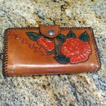 Vintage Alaska Tooled Leather Red Rose Flower Kisslock Kiss Lock Wallet - £35.03 GBP