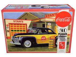 Skill 3 Model Kit 1941 Plymouth Coupe with 4 Bottle Crates "Coca-Cola" 1/25 Scal - $53.85