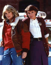 Cagney &amp; Lacey Sharon Gless Tyne Daly Season 2 pose with squad car 8x10 Photo - $7.99