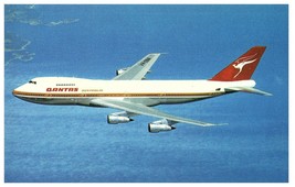 Qantas Airways Boeing 747 B airline issued Airplane Postcard - £5.52 GBP