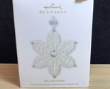 Hallmark Keepsake Snowflake Ornament 2012 Porcelain Ruth Donikowski - £24.35 GBP