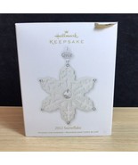 Hallmark Keepsake Snowflake Ornament 2012 Porcelain Ruth Donikowski - £23.59 GBP