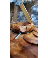 Thuya burl plate is a captivating and aesthetically pleasing piece c - €78,73 EUR