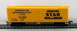 Life-Like - HO Scale - GREAT NORTHERN 55924 Reefer Car - Rare Red - $8.86
