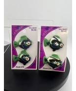 4 Le Bouton Vintage Fish Buttons  2 Hole Hook 276 Green Multi Color Fun ... - $89.04 MXN