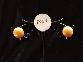 Vintage or Antique Screw on Faux Pearl  Button Earrings - £12.73 GBP