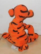 Disney Store Exclusive Winnie The Pooh Tigger 8&quot; Beanie plush toy - £11.57 GBP