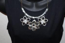Necklace Hammered Silver Metal Band 2-2.25&quot; Flower Pendants ~18&quot; + Extender - $12.95