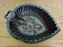 Vtg art pottery leaf shaped jelly cake mold brown high gloss glaze signe... - $39.99