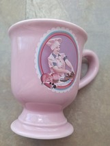 &quot;I Love Lucy&quot; Mug Cup Chocolate Factory &quot;This Is Fun&quot; Pink Pedestal Footed  - $180.56 MXN