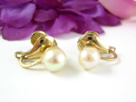 Coro Vintage Genuine Pearl Earrings Screw Back Solitaire Signed Goldtone - £19.73 GBP