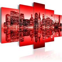 Tiptophomedecor Stretched Canvas Wall Art  - Red Glow Over New York - 5 Pieces - - £71.76 GBP+