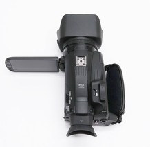 Canon Vixia HF G70 UHD 4K Camcorder - Black image 9